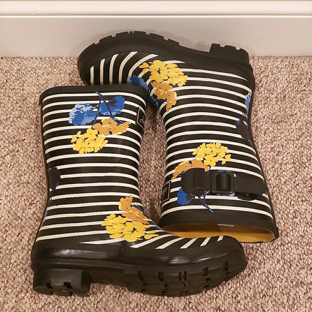 joule rain boots